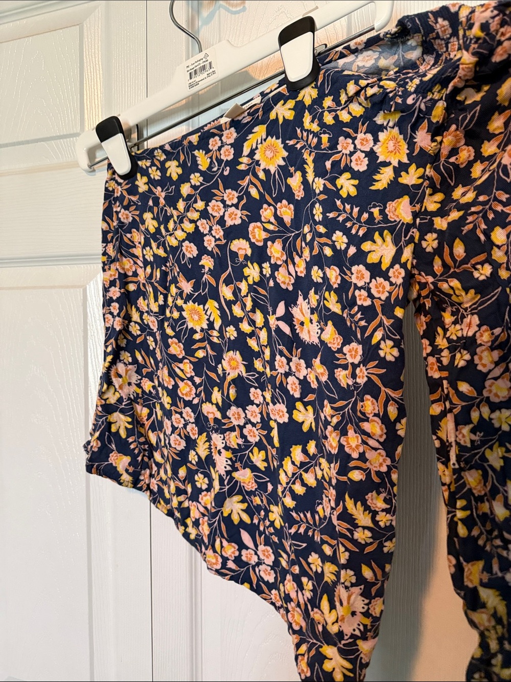 Goodthreads Women's Navy Floral top